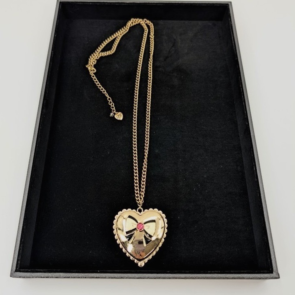 Betsey Johnson‎ Gold Tone Heart Locket Necklace Pink Bow Paris Statement Piece